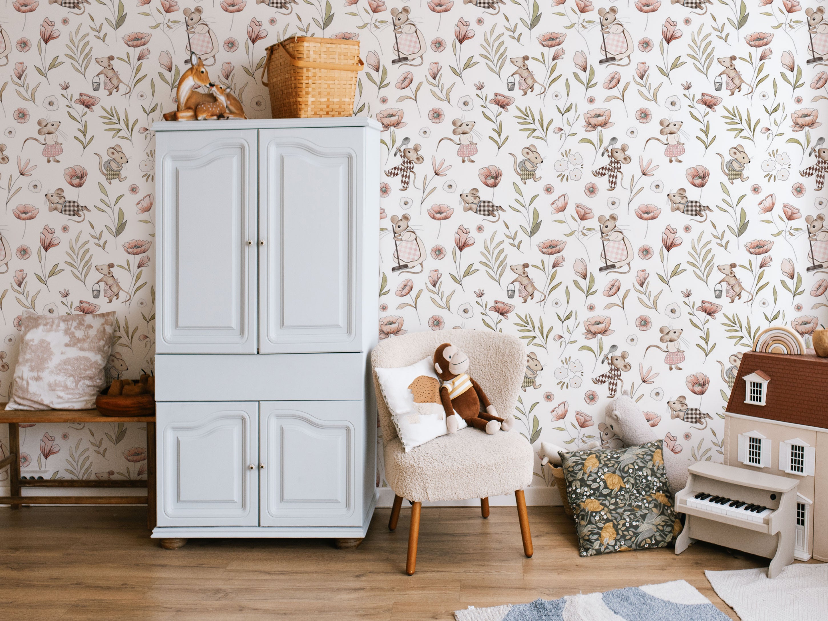 Pattern kids wallpaper with watercolor mice, floral elements, leaves, and soft beige and pink tones.