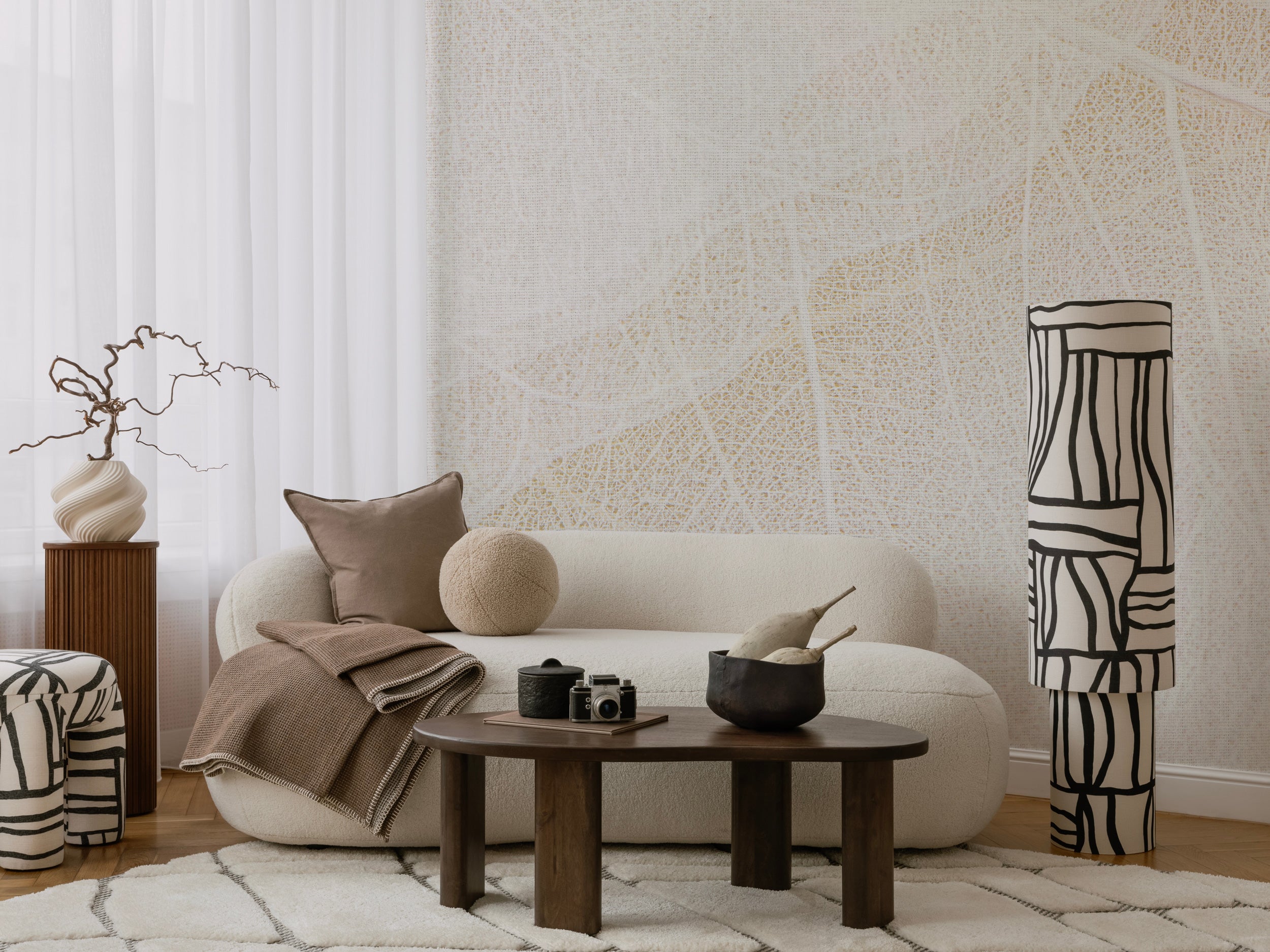 Wandbildtapete mit beiger abstrakter Aderstruktur und feinem linearem Muster.